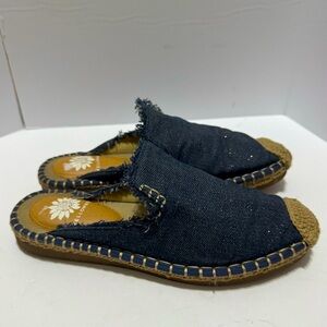 Yellow Box Blue denim sparkle mules flats espadrille size 6